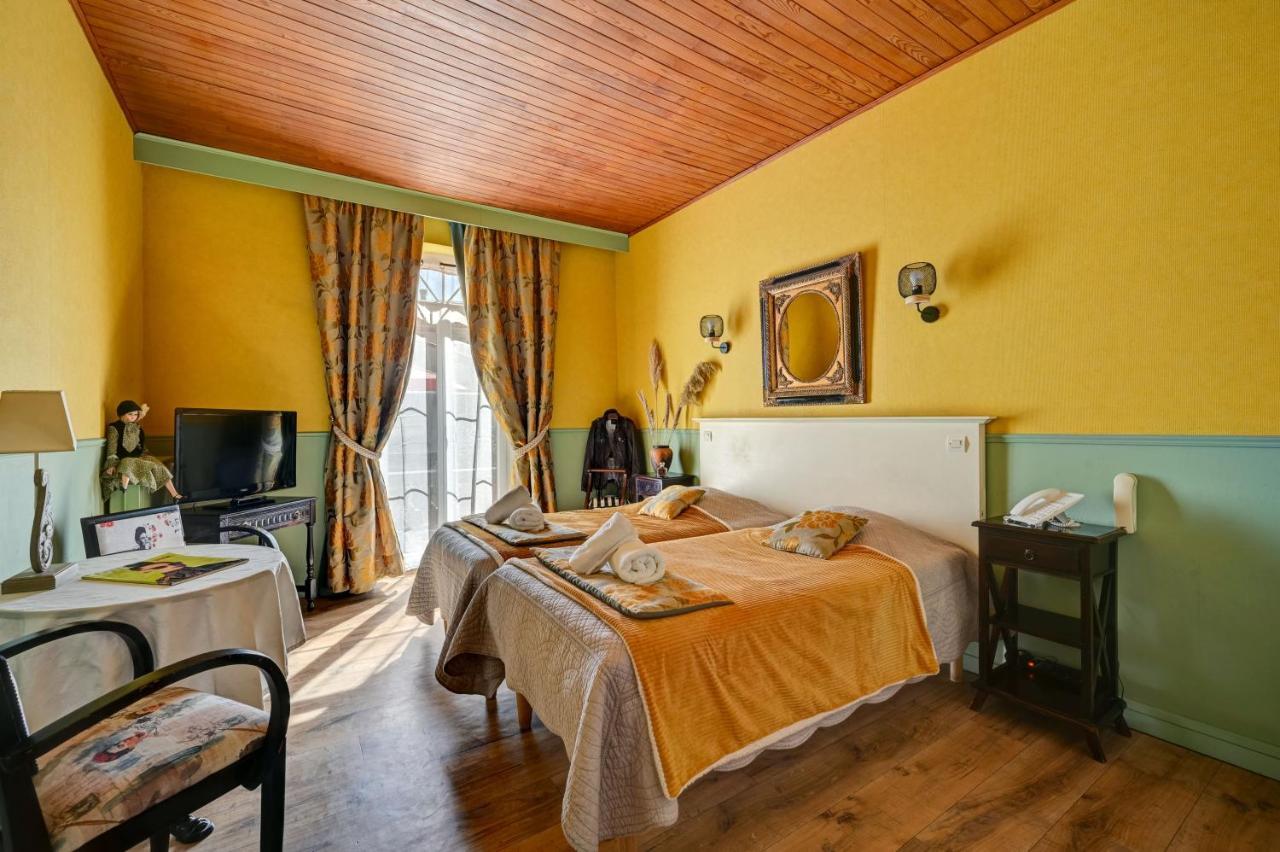 Hotel Des Artistes Tarascona Esterno foto