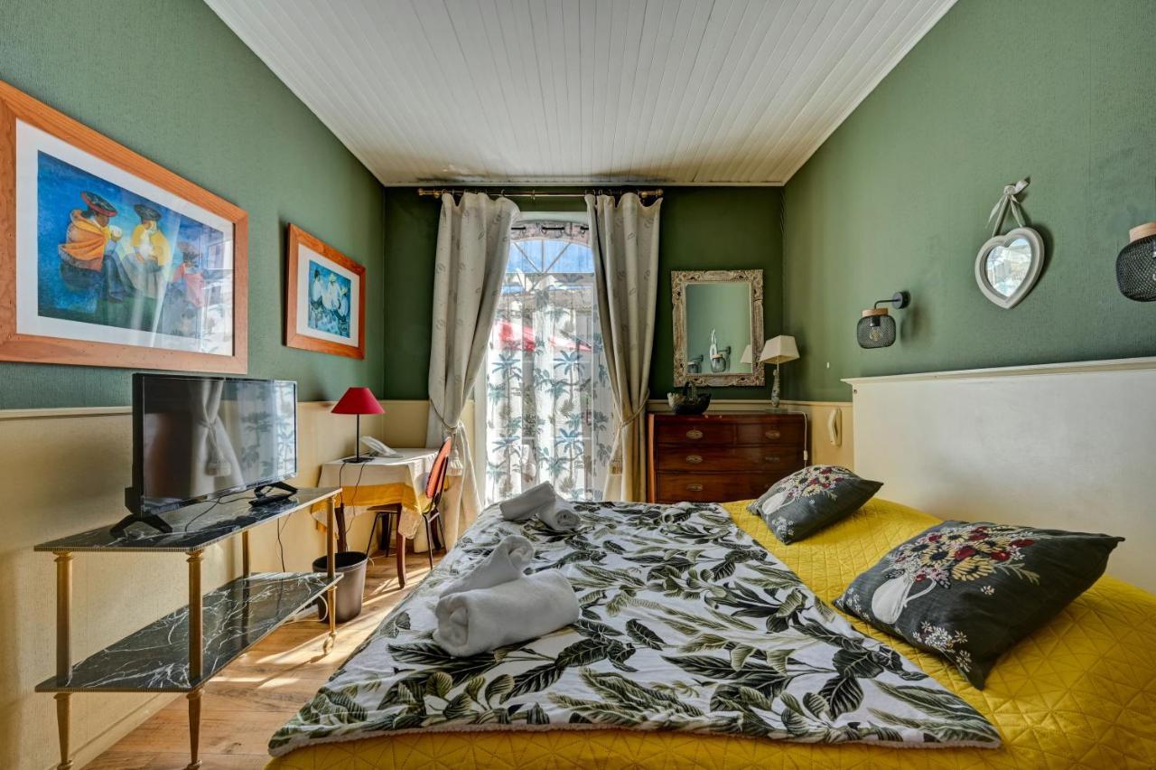 Hotel Des Artistes Tarascona Esterno foto
