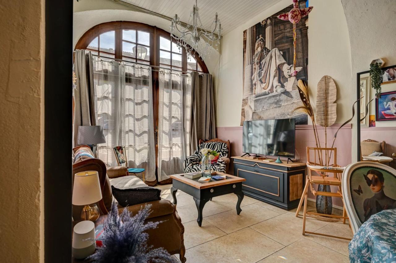 Hotel Des Artistes Tarascona Esterno foto